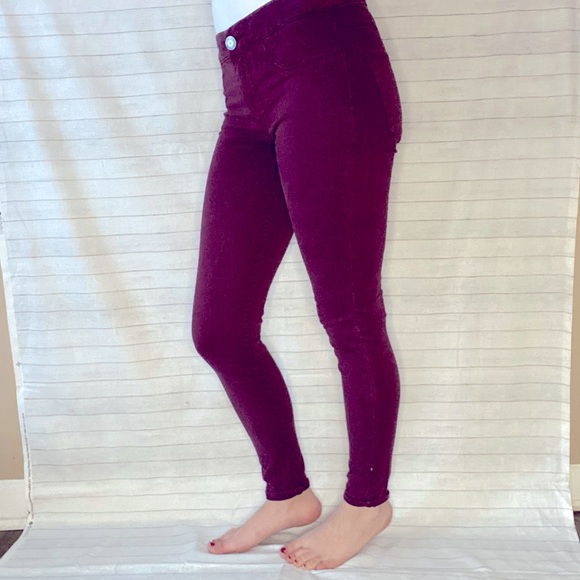 Great condition American Eagle jeggings maroon size 0 - Picture 3 of 6
